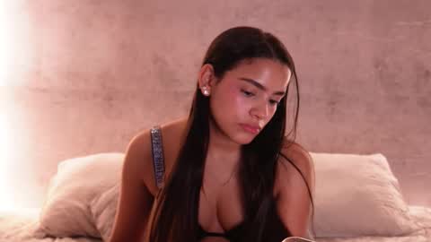 Snapshot of nicky_and_blake chatting on 12/14/25, 03:06 nicky and blake online show from 12/14/25, 03:06