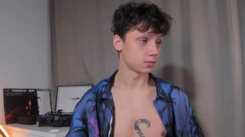 Snapshot of nicky_neal chatting on 12/13/24, 03:49 Nicky Neal online show from 12/13/24, 03:49