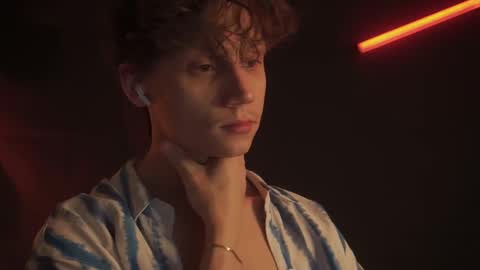 Snapshot of nicky_neal chatting on 03/12/25, 02:52 Nicky Neal online show from 03/12/25, 02:52