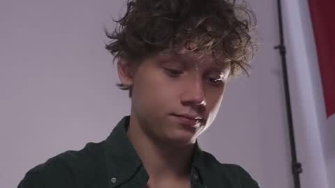 Snapshot of nicky_neal chatting on 09/11/25, 10:37 Nicky Neal online show from 09/11/25, 10:37