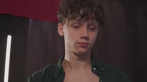 Snapshot of nicky_neal chatting on 09/30/25, 11:26 Nicky Neal online show from 09/30/25, 11:26