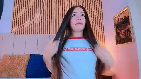 Snapshot of nicky_smith_3 chatting on 04/27/26, 02:31 NICKY online show from 04/27/26, 02:31