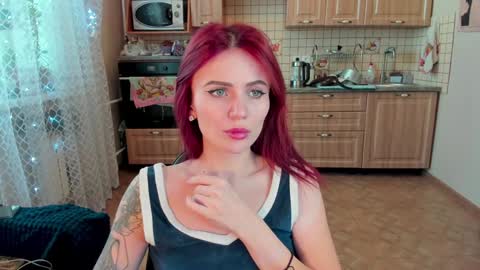 Snapshot of nicky_weekends chatting on 12/24/24, 09:06 Nicky Weekends online show from 12/24/24, 09:06