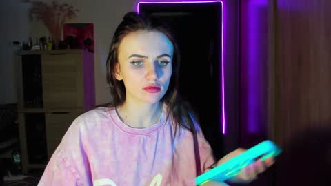 Snapshot of nicky_weekends chatting on 01/25/25, 05:40 Nicky Weekends online show from 01/25/25, 05:40