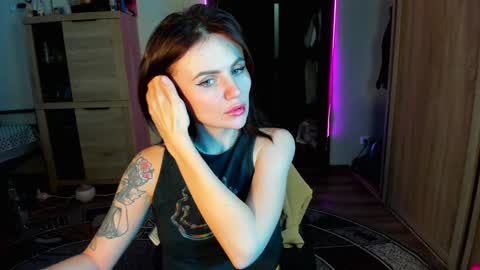 Snapshot of nicky_weekends chatting on 02/03/25, 04:46 Nicky Weekends online show from 02/03/25, 04:46