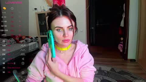 Snapshot of nicky_weekends chatting on 02/21/25, 05:53 Nicky Weekends online show from 02/21/25, 05:53