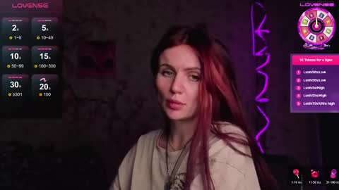 Snapshot of nicky_weekends chatting on 11/30/25, 01:20 Nicky Weekends online show from 11/30/25, 01:20