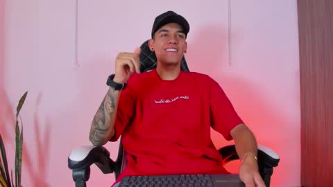 Snapshot of nickyblazze_ chatting on 10/14/25, 01:12 Nicky  online show from 10/14/25, 01:12