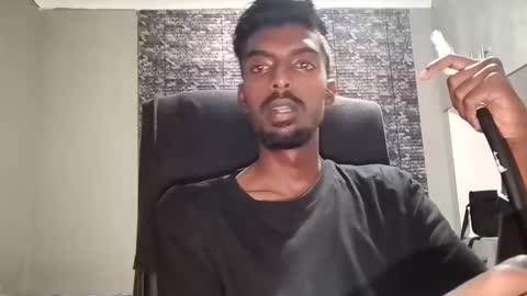 Snapshot of nickyle63 chatting on 03/01/25, 05:49 james online show from 03/01/25, 05:49