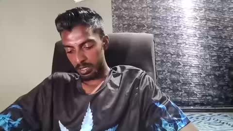 Snapshot of nickyle63 chatting on 03/04/25, 06:29 james online show from 03/04/25, 06:29