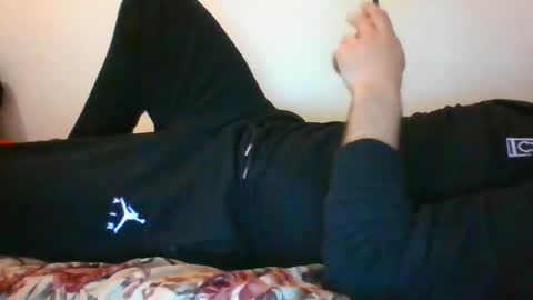 Snapshot of nickynicolasse chatting on 12/31/24, 08:34 ricky online show from 12/31/24, 08:34