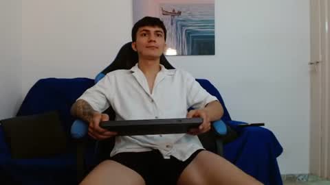 Snapshot of nico_bellini chatting on 06/17/26, 06:42 Nico online show from 06/17/26, 06:42