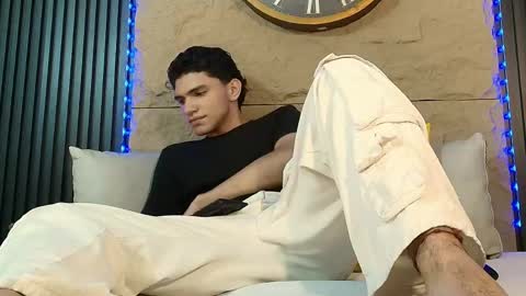 nico_monroet online show from 05/28/26, 10:40