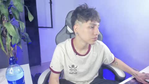 Snapshot of nico_nico_xd chatting on 03/25/26, 11:44 Nico online show from 03/25/26, 11:44