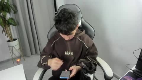 Snapshot of nico_nico_xd chatting on 04/18/26, 04:16 Nico online show from 04/18/26, 04:16