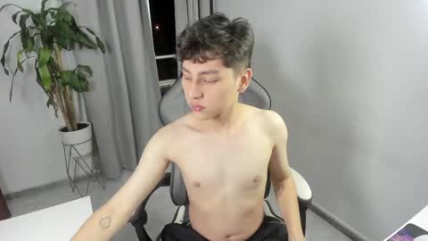 Snapshot of nico_nico_xd chatting on 04/20/26, 04:04 Nico online show from 04/20/26, 04:04