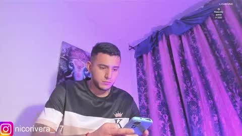 Snapshot of nico_rivera chatting on 11/05/25, 02:33 Nicolas online show from 11/05/25, 02:33