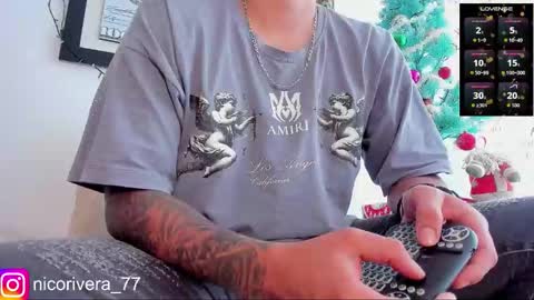 Snapshot of nico_rivera chatting on 12/05/25, 04:03 Nicolas online show from 12/05/25, 04:03