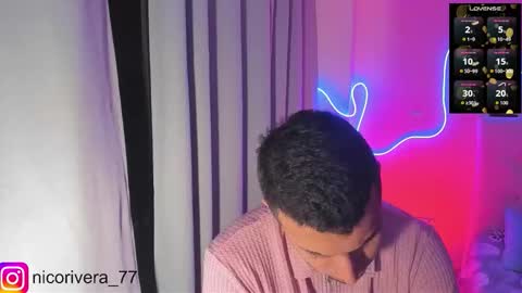 Nicolas online show from 12/18/25, 01:33