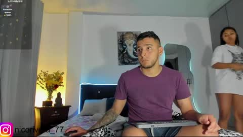 Snapshot of nico_rivera chatting on 04/20/26, 03:53 Nicolas online show from 04/20/26, 03:53