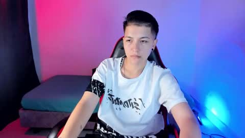 NICO online show from 10/17/25, 01:53