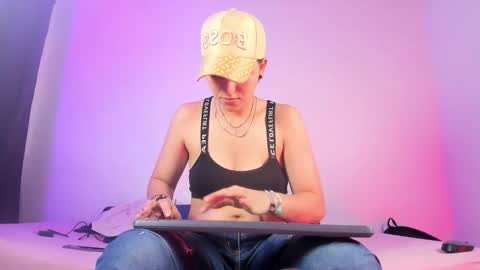 NICO online show from 02/01/26, 04:49