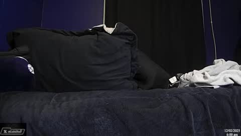 Snapshot of nicog972 chatting on 12/02/25, 11:59 NicoG online show from 12/02/25, 11:59