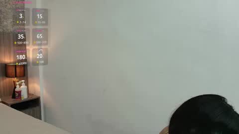 Nicol Alvarez online show from 11/11/25, 07:25