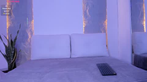 Snapshot of nicol_betancur chatting on 06/10/26, 11:03 Nicol online show from 06/10/26, 11:03