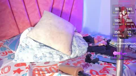 Snapshot of nicol_gil01 chatting on 03/18/26, 01:47 Nicol online show from 03/18/26, 01:47