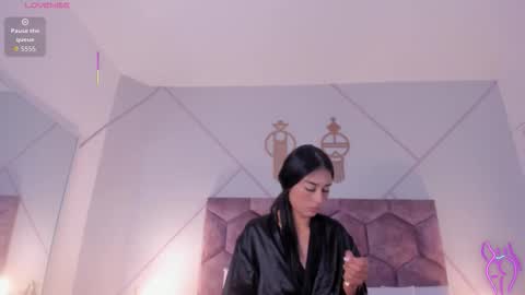 Snapshot of nicol_giraldo chatting on 03/24/26, 03:44 Nicol online show from 03/24/26, 03:44