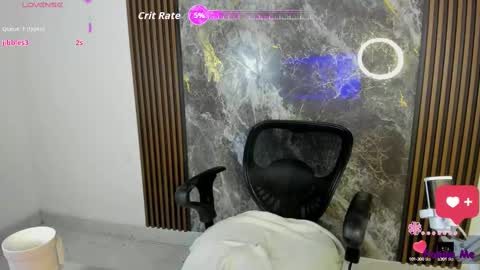 Snapshot of nicol_jone chatting on 10/01/25, 11:00 Nicol sanchez online show from 10/01/25, 11:00