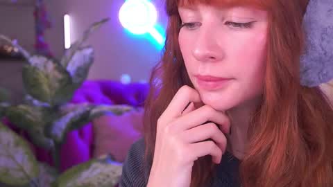 Nicol Moonn online show from 12/23/25, 07:28