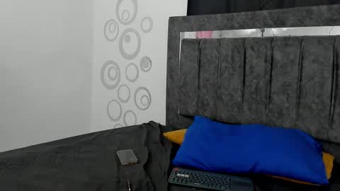 Nicol online show from 09/09/25, 02:44