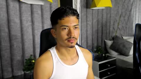 Nicolai online show from 12/18/25, 12:44