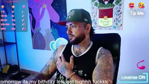 Snapshot of nicolas_torres99 chatting on 03/23/26, 02:48 nicolas online show from 03/23/26, 02:48