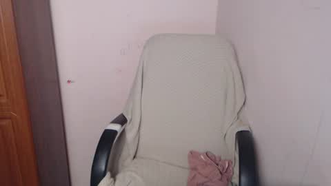 Snapshot of nicolas_wizard chatting on 07/10/26, 06:54 nikolas online show from 07/10/26, 06:54