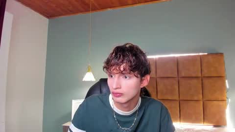 Snapshot of nicolasferrer18 chatting on 11/09/25, 07:23 nicolasferrer18 online show from 11/09/25, 07:23