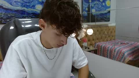 Snapshot of nicolasferrer18 chatting on 11/27/25, 12:29 nicolasferrer18 online show from 11/27/25, 12:29