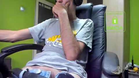 L. Nicolas online show from 11/20/25, 05:51