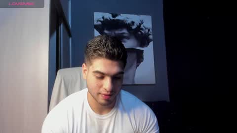 Snapshot of nicolasmuscle chatting on 07/16/26, 04:35 Andres online show from 07/16/26, 04:35