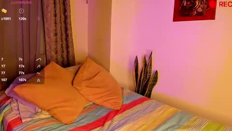 nicolasrodrii online show from 12/08/24, 03:32