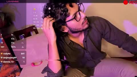 nicolasrodrii online show from 12/14/24, 02:23