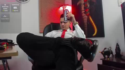 Snapshot of nicolass_fellener chatting on 09/13/25, 05:29 Nicolas Fellener online show from 09/13/25, 05:29