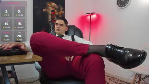 Snapshot of nicolass_fellener chatting on 10/21/25, 04:35 Nicolas Fellener online show from 10/21/25, 04:35