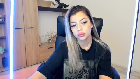 Nico online show from 02/03/26, 07:08