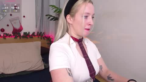 Nicole online show from 01/04/25, 06:30