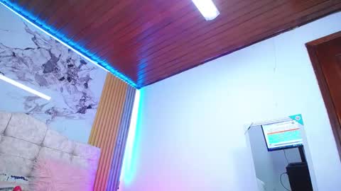 Snapshot of nicole_allen1 chatting on 12/07/24, 06:32 Nicole online show from 12/07/24, 06:32