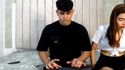 nicole_and_thiago online show from 02/06/25, 02:33