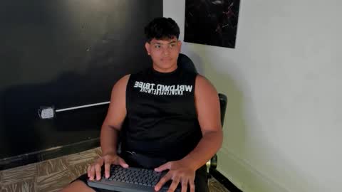 Snapshot of nicole_and_thiago1 chatting on 03/06/26, 09:22 nicole_and_thiago1 online show from 03/06/26, 09:22